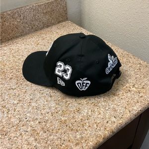 Off white hat black